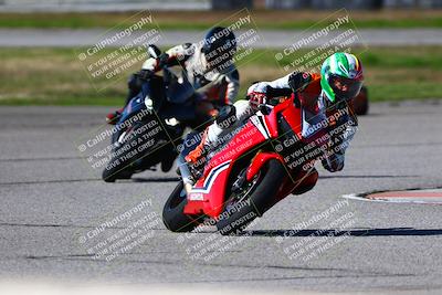 media/Jan-21-2023-Fastrack Riders (Sat) [[fcf3f88a30]]/Level 1-RDS/Session 3 Turn 6-Mountian Shot/